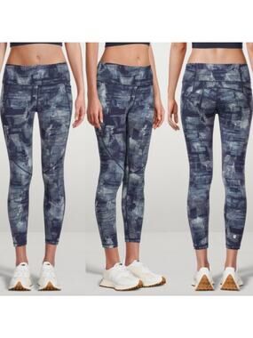 Sweaty Betty Activewear Power Pocket Leggings Pants in Frame Navy Blue XS